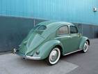 http://upload.wikimedia.org/wikipedia/commons/thumb/5/59/1949_VW_Beetle.jpg/220px-1949_VW_Beetle.jpg